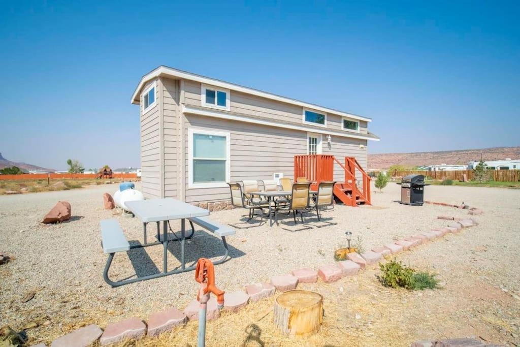 Redrock Moab Tiny House W Large Loft Site 8 Villa Exteriör bild