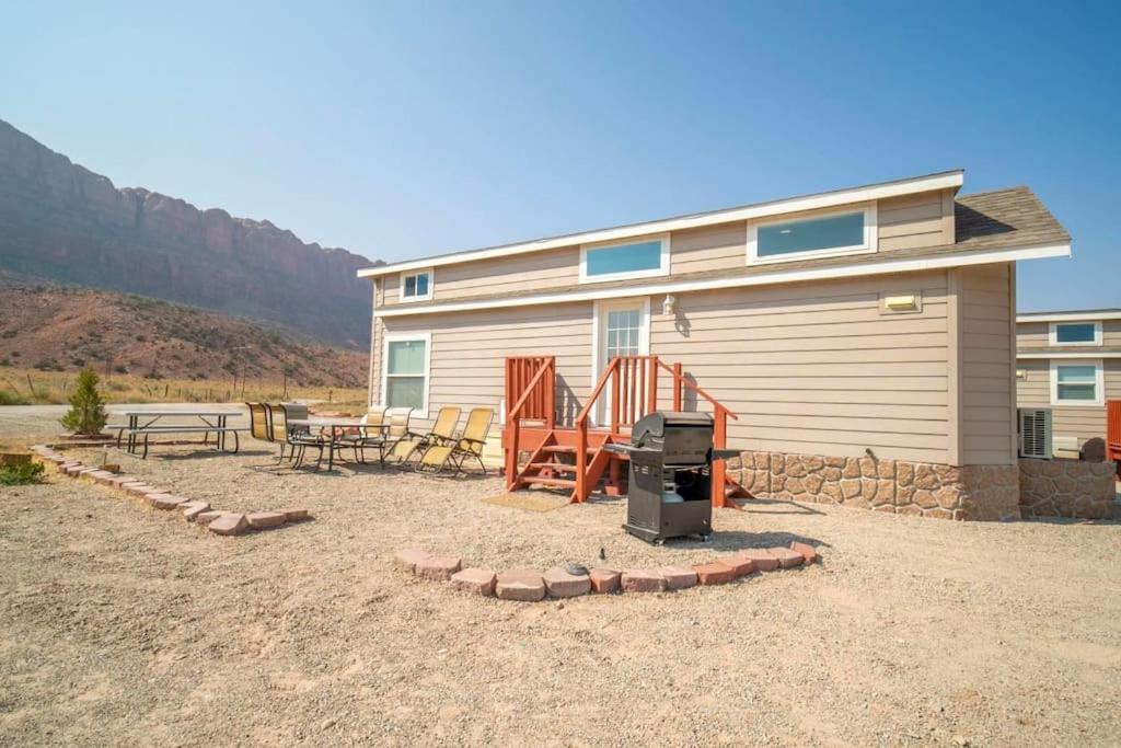 Redrock Moab Tiny House W Large Loft Site 8 Villa Exteriör bild